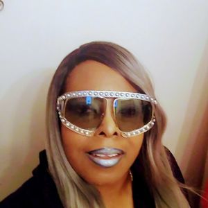 Meet your Posher, Mickey